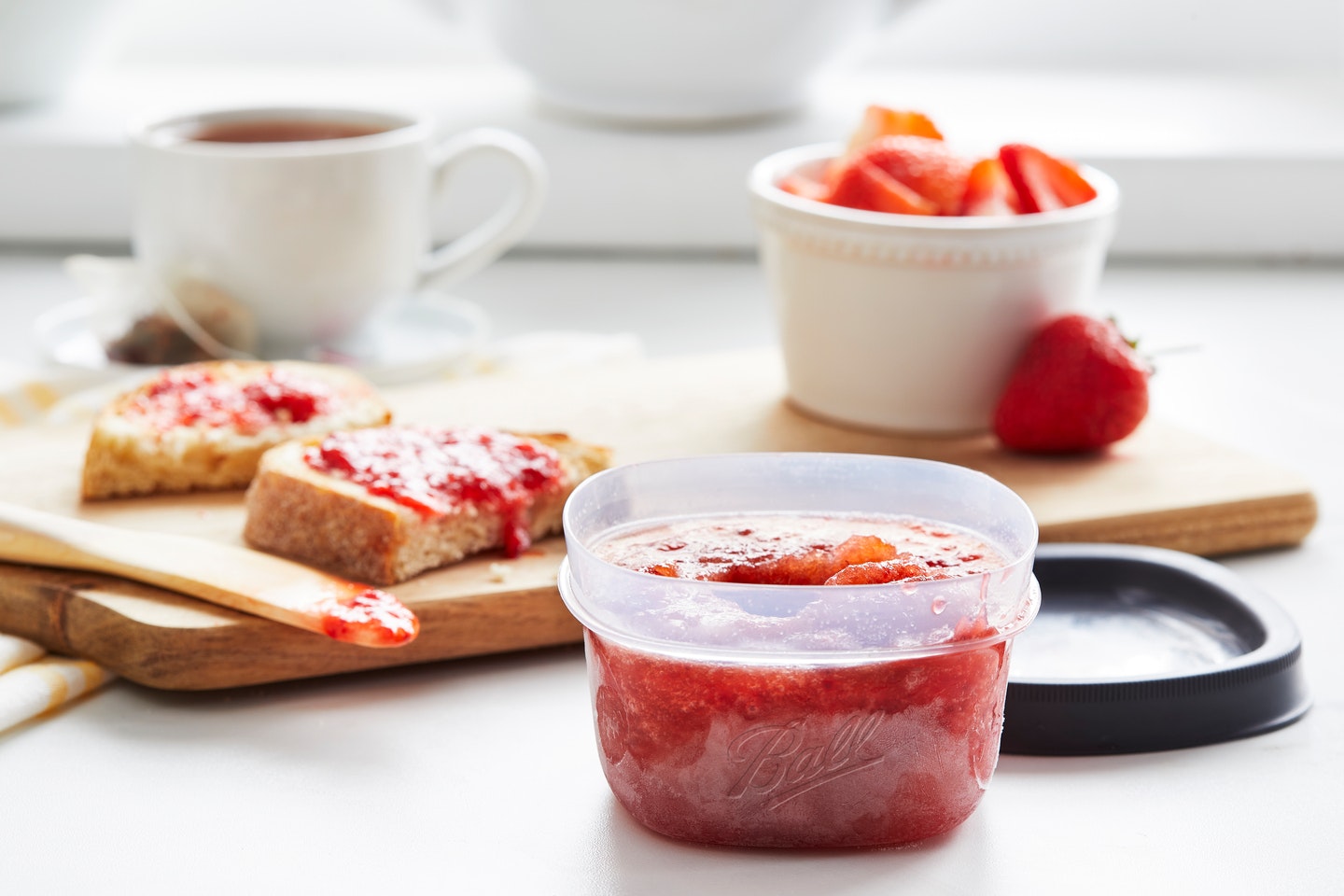 Strawberry Freezer Jam with Liquid Pectin Fresh Preserving